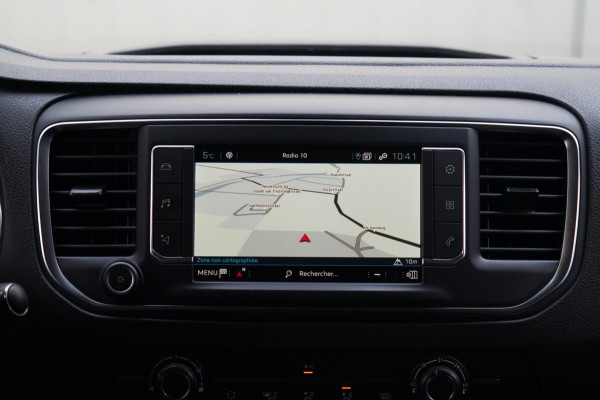 Peugeot Expert 2.0 BlueHDI 120 Long Asphalt DC / 5 Zitpl. / Automaat / 1e Eigenaar / Carplay / Head-Up / Trekhaak