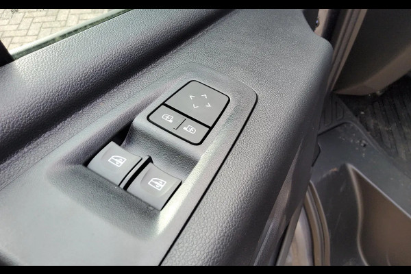 Renault Master 150.35 L3H2 GESLOTEN - METALLIC GRIJS - EURO 6 - V-29-JRT - BPM VRIJ!