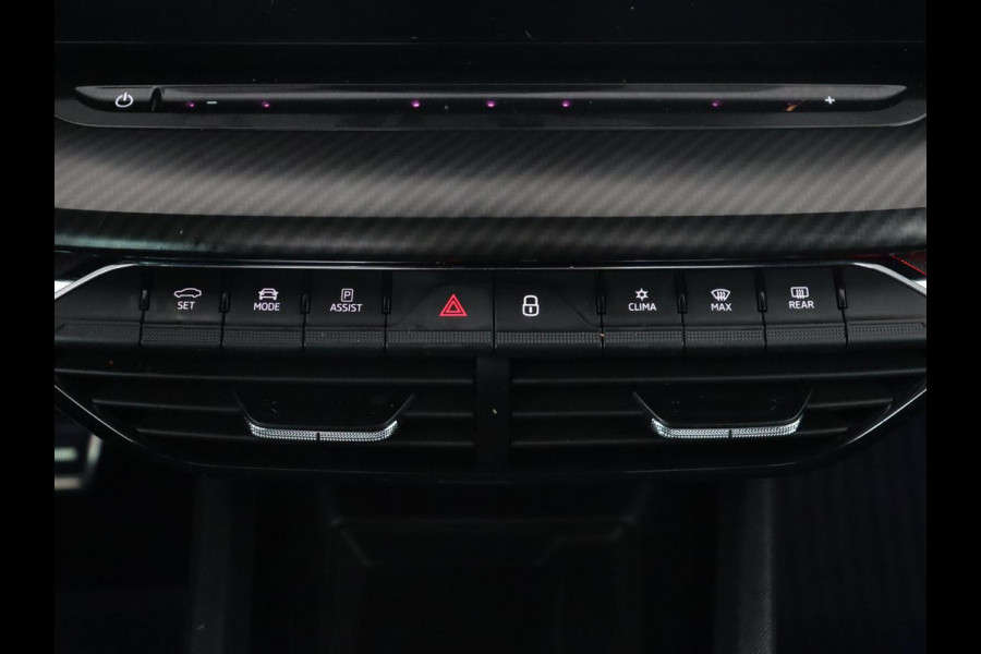 Škoda Octavia 1.4 TSI RS iV PHEV Business | Panoramadak | Head-Up | Leder/Alcantara | Stoelverwarming | Memory | Camera | Carplay | Matrix LED | Achterbankverwarming | Adaptive cruise | Plug In