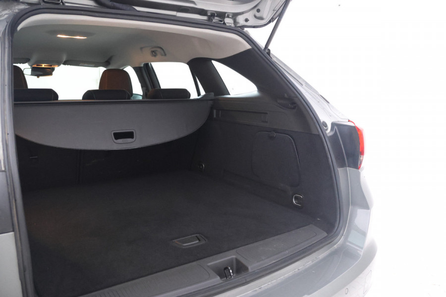 Opel Astra Sports Tourer 1.2 Business Edition 110Pk, Navigatie, Climate,