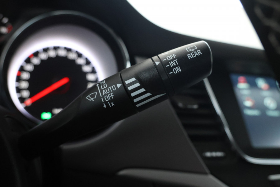 Opel Astra Sports Tourer 1.2 Business Edition 110Pk, Navigatie, Climate,