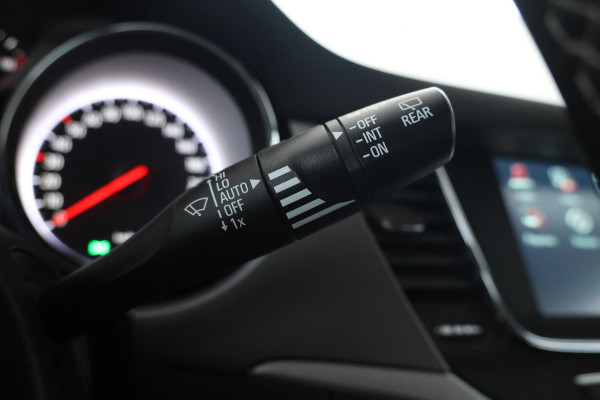 Opel Astra Sports Tourer 1.2 Business Edition 110Pk, Navigatie, Climate,