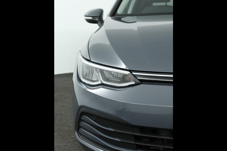 Volkswagen GOLF Variant 1.0 eTSI Life Automaat|Achteruitrijcamera|Trekhaak