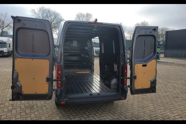 Renault Master 150.35 EURO 6 L3H2 ASFALT METALLIC - V-67-JRJ - BPM VRIJ!
