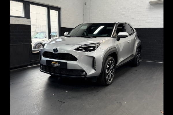 Toyota Yaris Cross 1.5 Hybrid Team | Camera | Automaat | Stoelverwarming |Stuurverwaming | Navigatie | Nieuwstaat