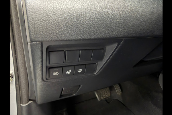 Toyota Yaris Cross 1.5 Hybrid Team | Camera | Automaat | Stoelverwarming |Stuurverwaming | Navigatie | Nieuwstaat