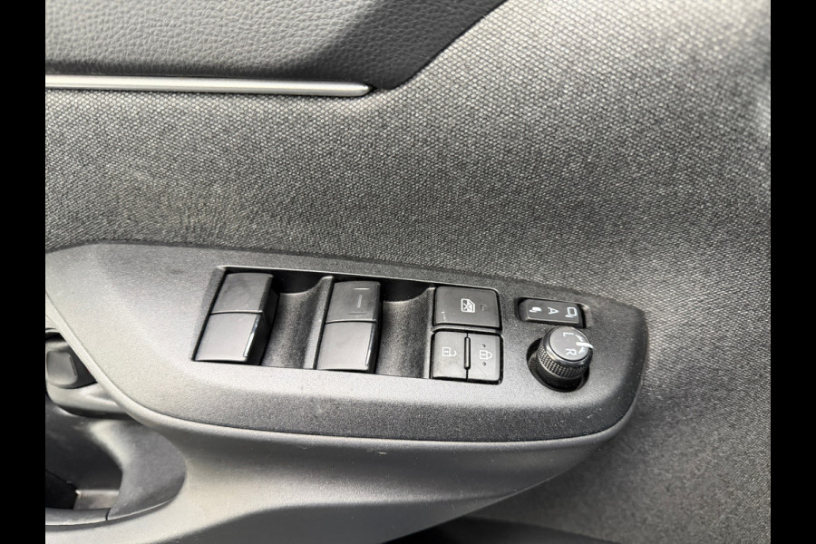 Toyota Yaris Cross 1.5 Hybrid Team | Camera | Automaat | Stoelverwarming |Stuurverwaming | Navigatie | Nieuwstaat