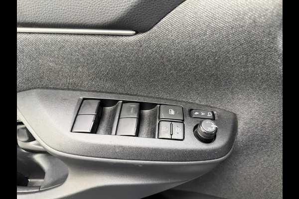 Toyota Yaris Cross 1.5 Hybrid Team | Camera | Automaat | Stoelverwarming |Stuurverwaming | Navigatie | Nieuwstaat