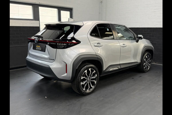 Toyota Yaris Cross 1.5 Hybrid Team | Camera | Automaat | Stoelverwarming |Stuurverwaming | Navigatie | Nieuwstaat