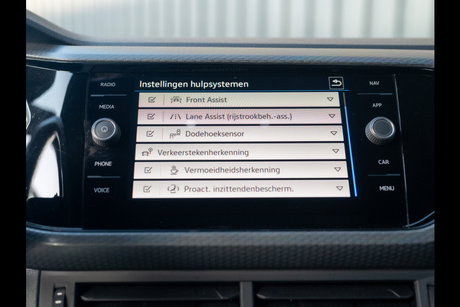 Volkswagen T-Cross 1.0 TSI R-Line | Beats | Virtual Cockpit | 18'' | Keyless | Side Assist | Camera | Prijs Rijklaar!!