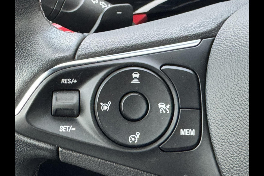 Opel Mokka 1.2 Turbo GS Line Adaptive cruise Climate control Dodehoekdetectie Parkeercamera/sensoren Apple/Android carplay