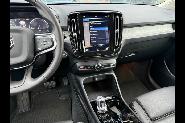 Volvo XC40 1.5 T5 Recharge Inscription - Automaat - Leder - Navi - Harman Kardon - Climate