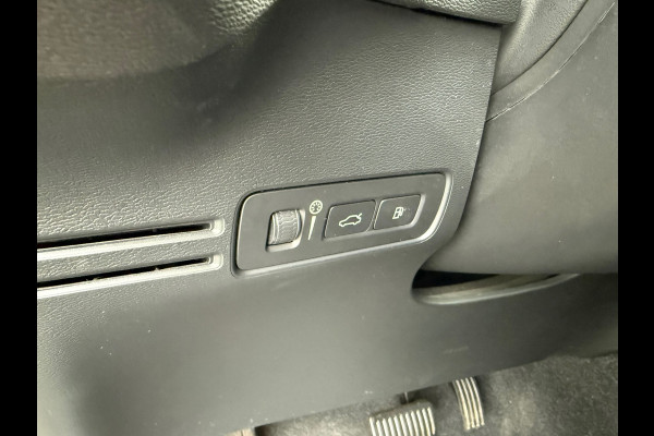 Volvo XC40 1.5 T5 Recharge Inscription - Automaat - Leder - Navi - Harman Kardon - Climate