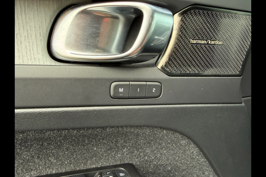 Volvo XC40 1.5 T5 Recharge Inscription - Automaat - Leder - Navi - Harman Kardon - Climate
