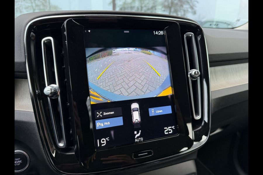 Volvo XC40 1.5 T5 Recharge Inscription - Automaat - Leder - Navi - Harman Kardon - Climate