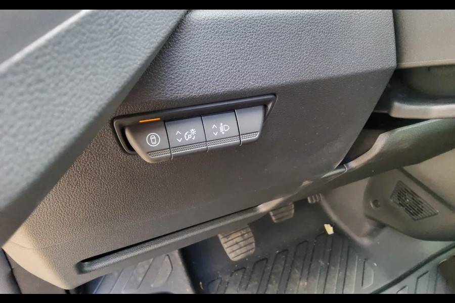 Renault Master 150.35 - L2H2 GESLOTEN - EURO 6 - METALLIC ASFALT - TREKHAAK - V-32-JZF - BPM VRIJ!