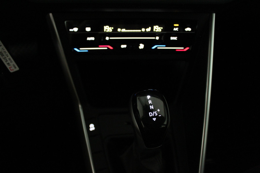 Volkswagen Taigo Life Edition > Automaat/Camera/adapt.cruise/parkeersensor V en A