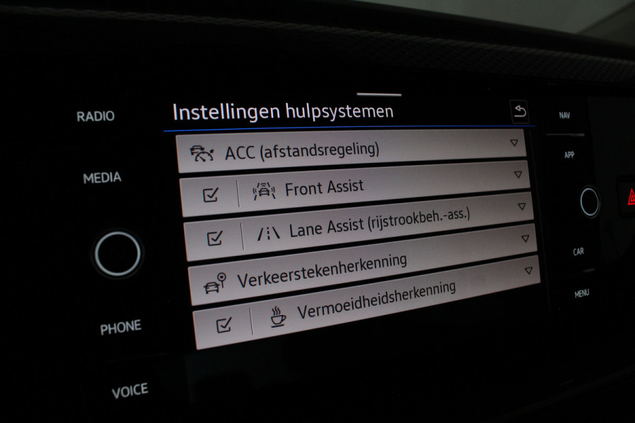 Volkswagen Taigo Life Edition > Automaat/Camera/adapt.cruise/parkeersensor V en A