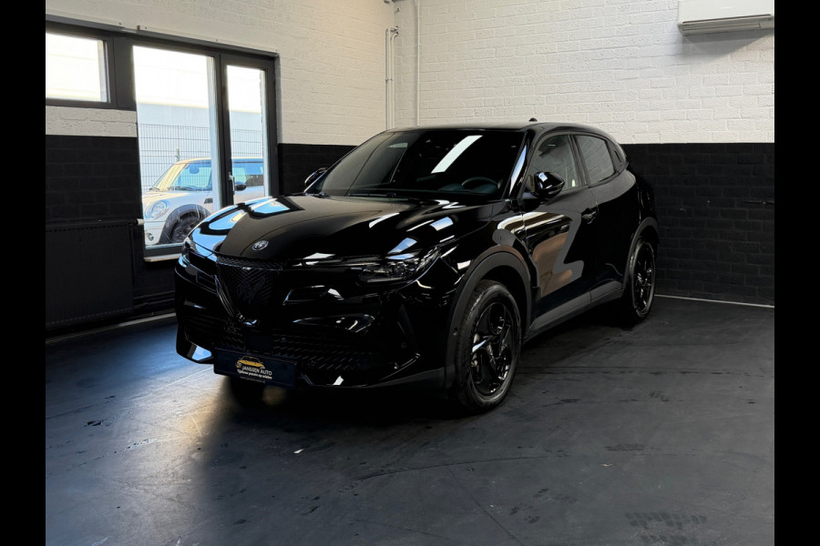 Alfa Romeo junior 1.2 Turbo Hybrid Ibrida | 360 Camera | DAB | Adaptive Cruise | Virtual Dash | Nieuwstaat