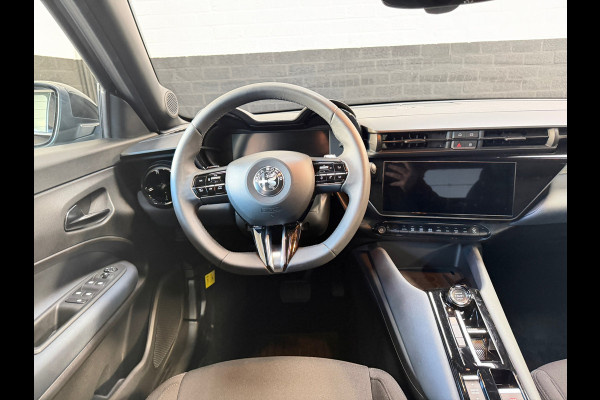 Alfa Romeo junior 1.2 Turbo Hybrid Ibrida | 360 Camera | DAB | Adaptive Cruise | Virtual Dash | Nieuwstaat