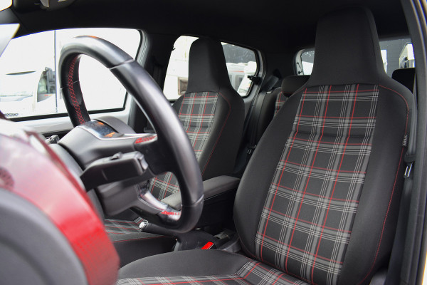 Volkswagen up! 1.0 TSI GTI | Milltek | Apple CarPlay | Beats | Stoelverwarming