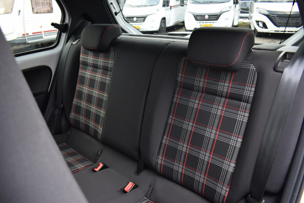 Volkswagen up! 1.0 TSI GTI | Milltek | Apple CarPlay | Beats | Stoelverwarming