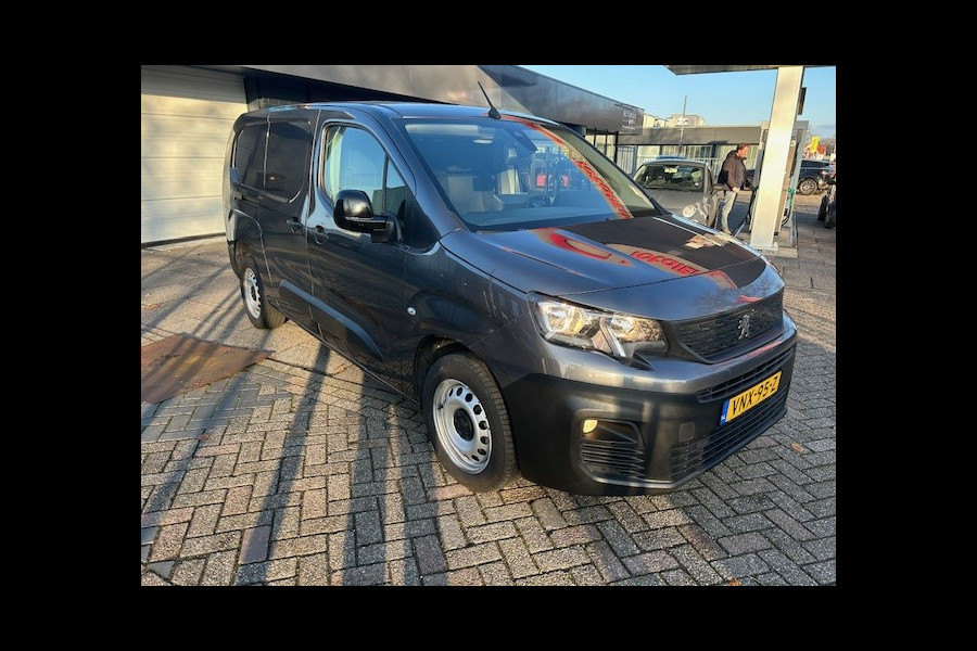 Peugeot Partner 1.5 BlueHDI Asphalt Long L2 I AIRCO I METALLIC I 1e EIGENAAR I DISTRIBUTIE VERVANGEN I COMPLETE ONDERHOUDSHISTORIE LONG VERSIE ! BRIDGESTONE 5 TOT 6 MM I APK MAART 2026