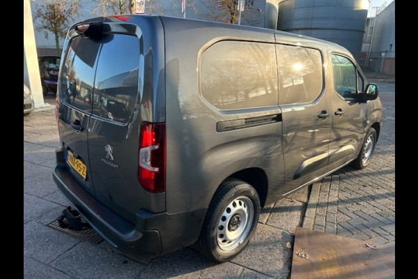 Peugeot Partner 1.5 BlueHDI Asphalt Long L2 I AIRCO I METALLIC I 1e EIGENAAR I DISTRIBUTIE VERVANGEN I COMPLETE ONDERHOUDSHISTORIE LONG VERSIE ! BRIDGESTONE 5 TOT 6 MM I APK MAART 2026