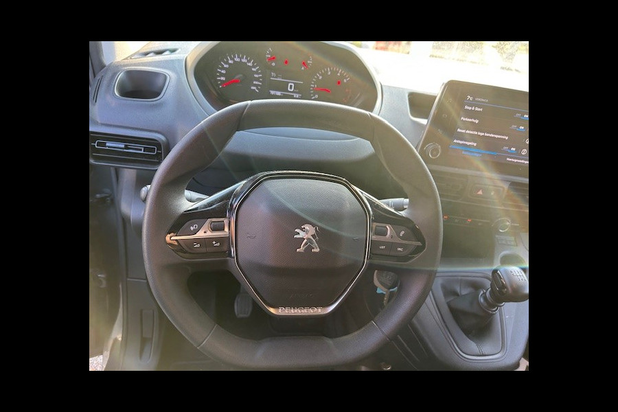 Peugeot Partner 1.5 BlueHDI Asphalt Long L2 I AIRCO I METALLIC I 1e EIGENAAR I DISTRIBUTIE VERVANGEN I COMPLETE ONDERHOUDSHISTORIE LONG VERSIE ! BRIDGESTONE 5 TOT 6 MM I APK MAART 2026