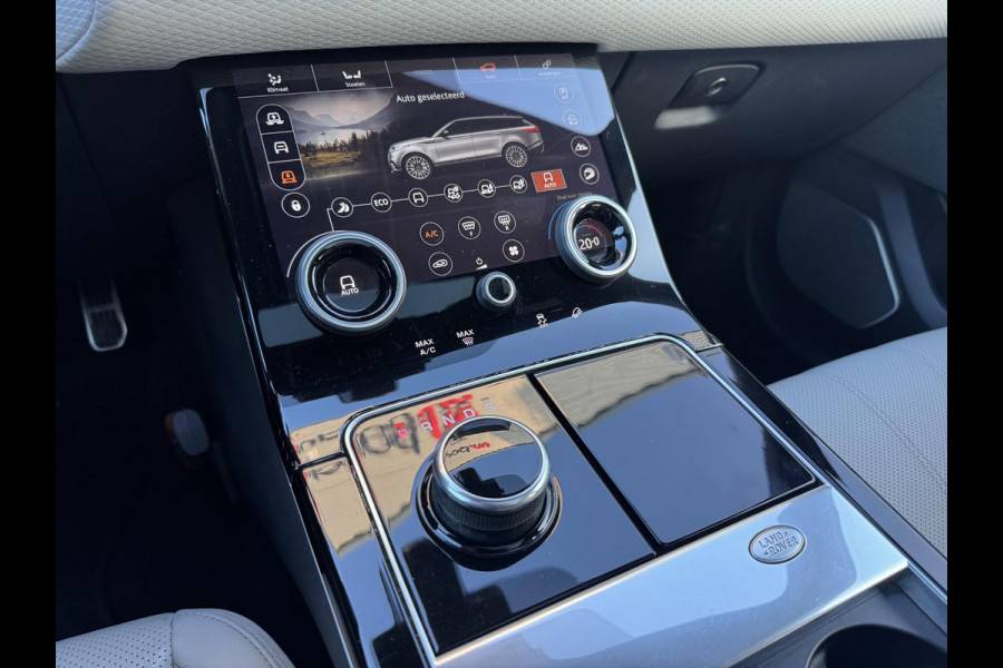 Land Rover Range Rover Velar 3.0 V6 AWD R-Dynamic HSE | Panoramadak | Camera | 22 Inch Lichtmetalen Velgen | Navigatie |