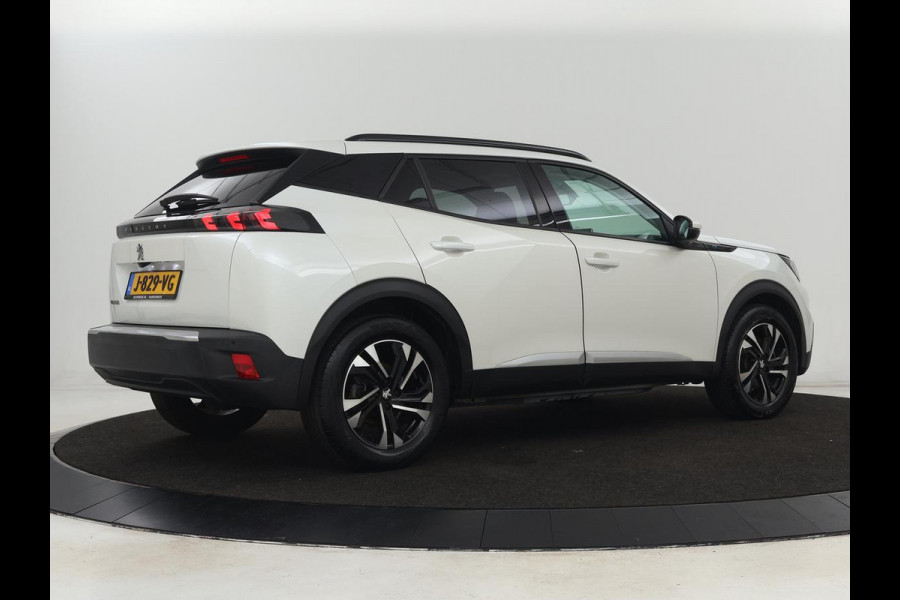Peugeot e-2008 EV Allure 50 kWh | 3 Fase | Panoramadak | Adaptive cruise | Keyless | Camera | Carplay | Half leder | Navigatie