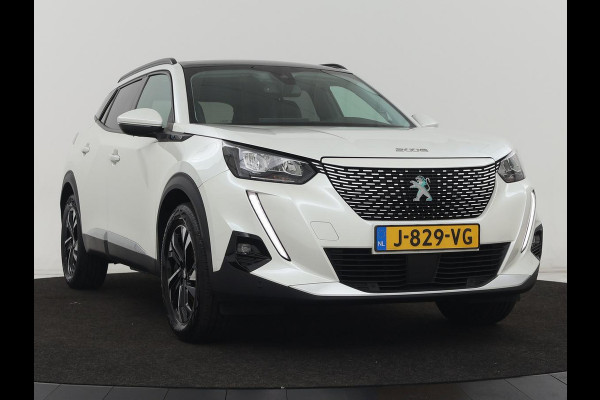 Peugeot e-2008 EV Allure 50 kWh | 3 Fase | Panoramadak | Adaptive cruise | Keyless | Camera | Carplay | Half leder | Navigatie