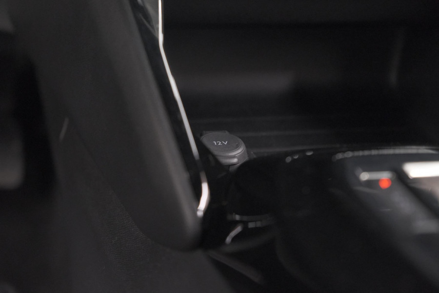 Peugeot 2008 PureTech 130 EAT8 Allure | Camera | Navigatie | Apple Carplay | Parkeersensoren