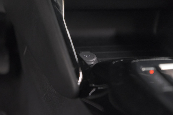 Peugeot 2008 PureTech 130 EAT8 Allure | Camera | Navigatie | Apple Carplay | Parkeersensoren
