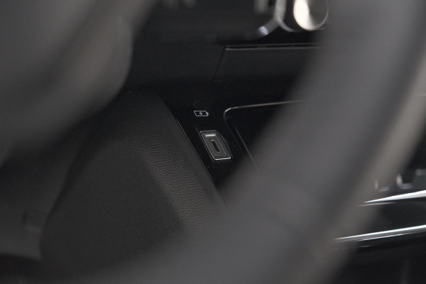 Peugeot 2008 PureTech 130 EAT8 Allure | Camera | Navigatie | Apple Carplay | Parkeersensoren