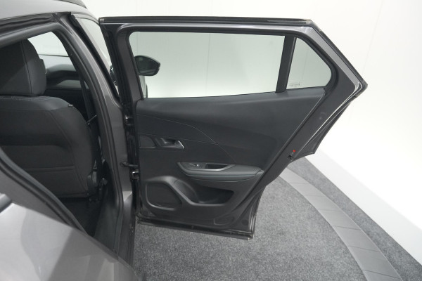 Peugeot 2008 PureTech 130 EAT8 Allure | Camera | Navigatie | Apple Carplay | Parkeersensoren