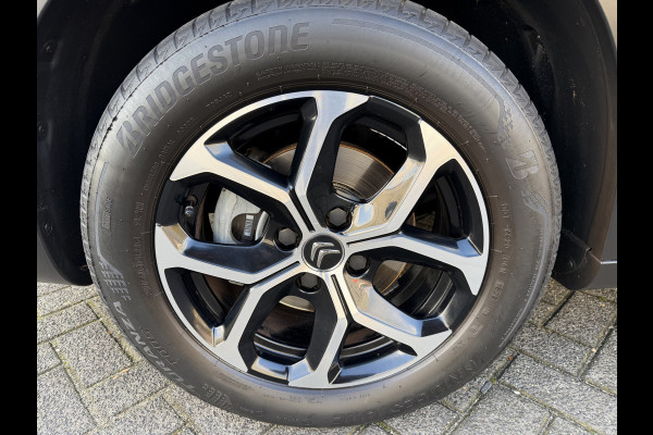 Citroën C3 Aircross 110pk Shine (Camera - Keyless Entry - Automatische Airco - LED - Navigatie - Apple Carplay - Parkeersensoren)