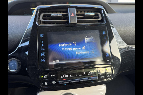 Toyota Prius 1.8 Plug-in Executive | Navigatie | Camera | DAB | Lichtmetalen Velgen |