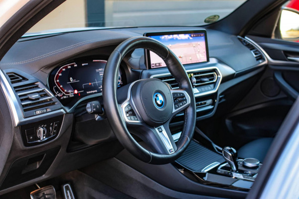 BMW X3 XDrive30e M-Sport *Pano*360 Camera*Elek. Stoelen*Head-Up*Trekhaak*
