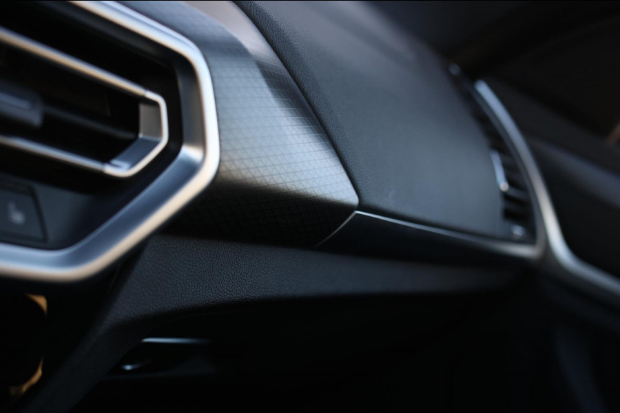 BMW X3 XDrive30e M-Sport *Pano*360 Camera*Elek. Stoelen*Head-Up*Trekhaak*