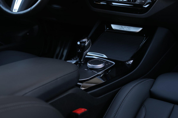 BMW X3 XDrive30e M-Sport *Pano*360 Camera*Elek. Stoelen*Head-Up*Trekhaak*