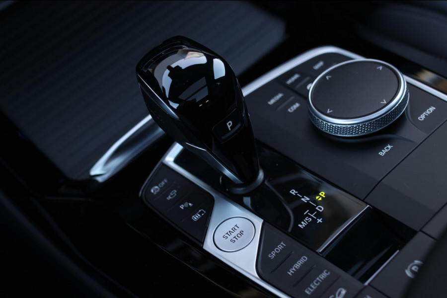 BMW X3 XDrive30e M-Sport *Pano*360 Camera*Elek. Stoelen*Head-Up*Trekhaak*