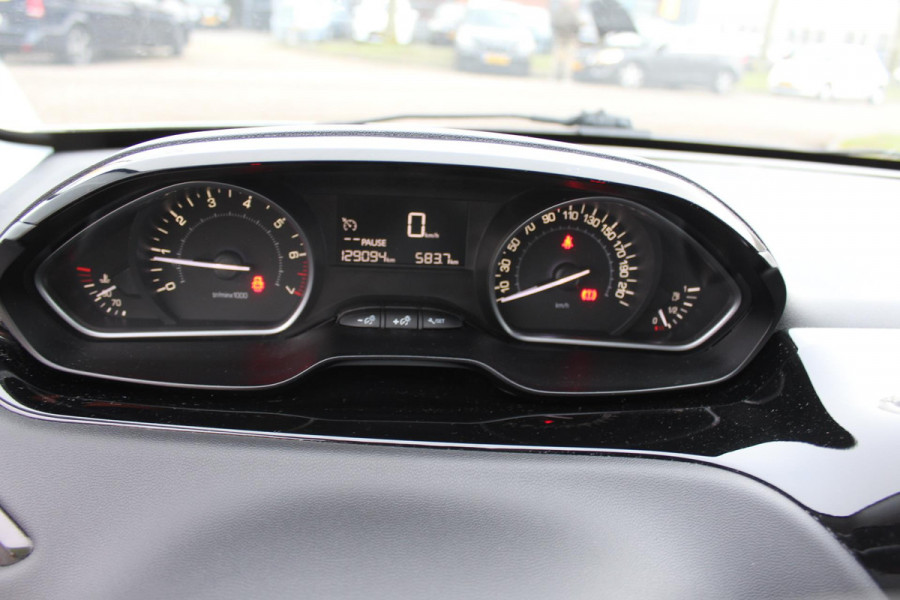 Peugeot 208 1.2 PureTech Blue Lion APPLE CAR PLAY- AFN TREKHAAK NAP -MULTIMEDIA