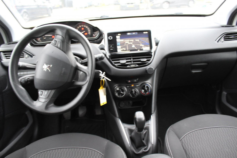 Peugeot 208 1.2 PureTech Blue Lion APPLE CAR PLAY- AFN TREKHAAK NAP -MULTIMEDIA