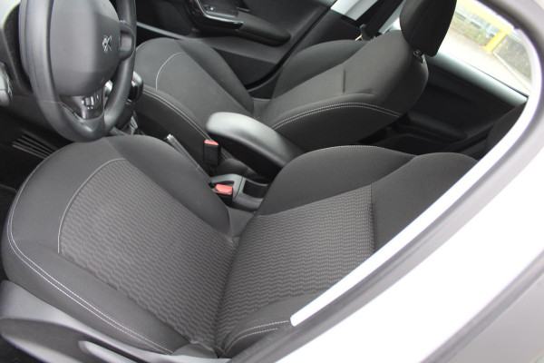 Peugeot 208 1.2 PureTech Blue Lion APPLE CAR PLAY- AFN TREKHAAK NAP -MULTIMEDIA