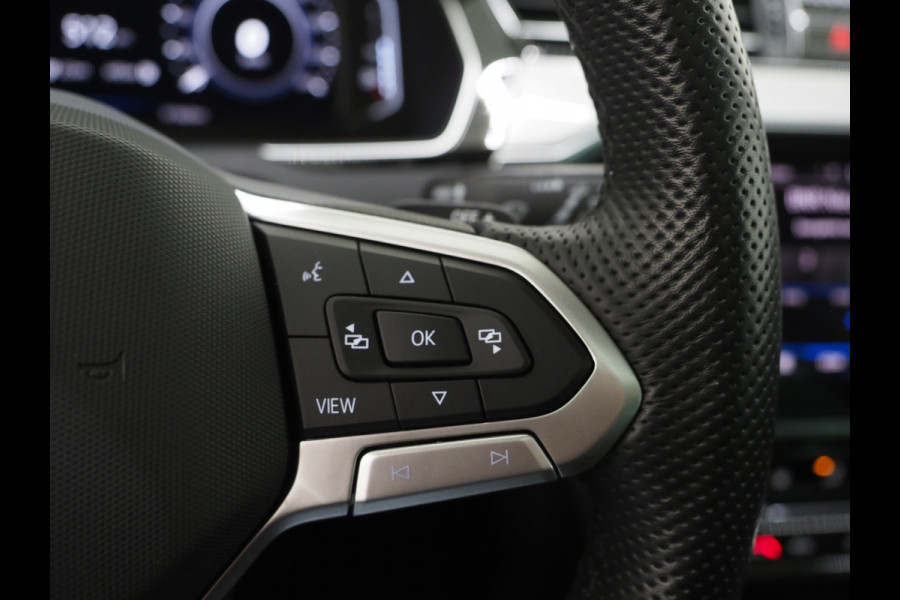 Volkswagen Passat Variant 1.4 TSI PHEV GTE R-Line | Panoramadak | Massage | Trekhaak | Camera | Adaptive Cruise | Carplay