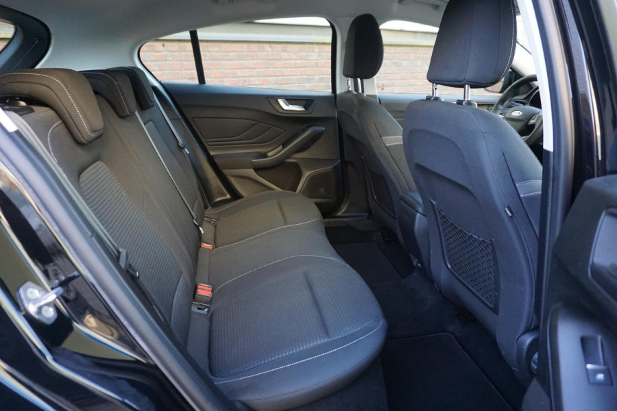 Ford Focus 1.0 EcoB. 125pk Edition Business/Dealeronderhouden /Rijklaarprijs incl.Garantie.