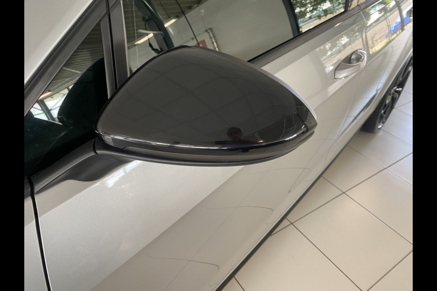 Audi A3 Limousine 35 TFSI Business edition Adaptieve cruise contr. + Parkeerassistent