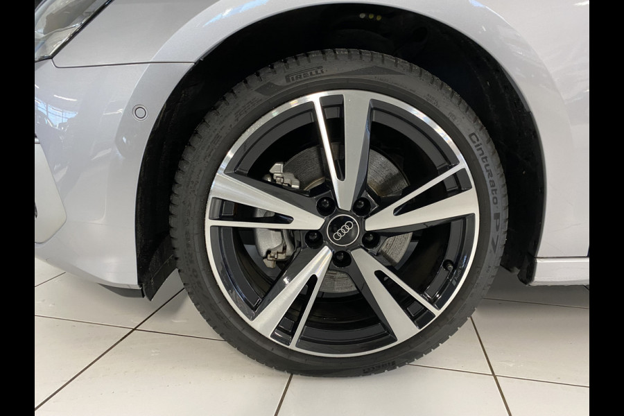 Audi A3 Limousine 35 TFSI Business edition Adaptieve cruise contr. + Parkeerassistent