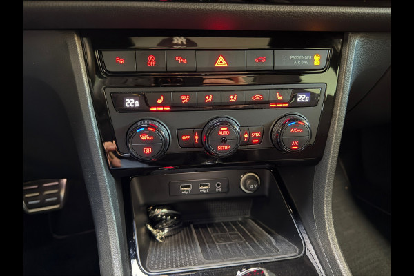 CUPRA Ateca 2.0 TSI 4DRIVE Cupra | 300PK | Schaalstoelen | Virtual Dash | Sportuitlaat | Pano | Camera | Carbon